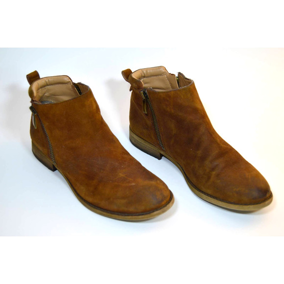 Franco Sarto size 7.5 brown suede cognac ankle boots - Picture 2 of 8